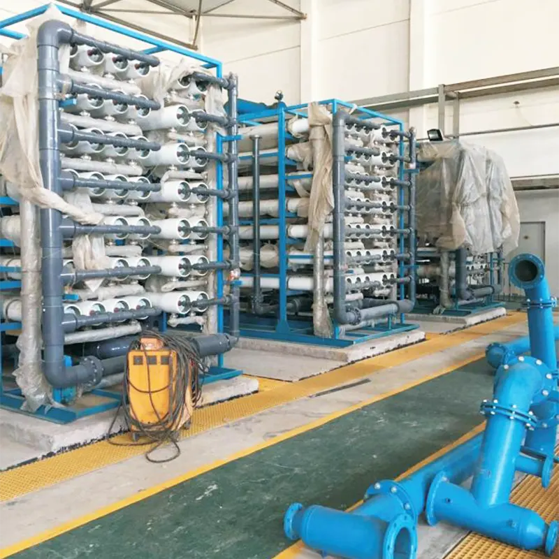 Chemijos pramonės dėklai vietoje