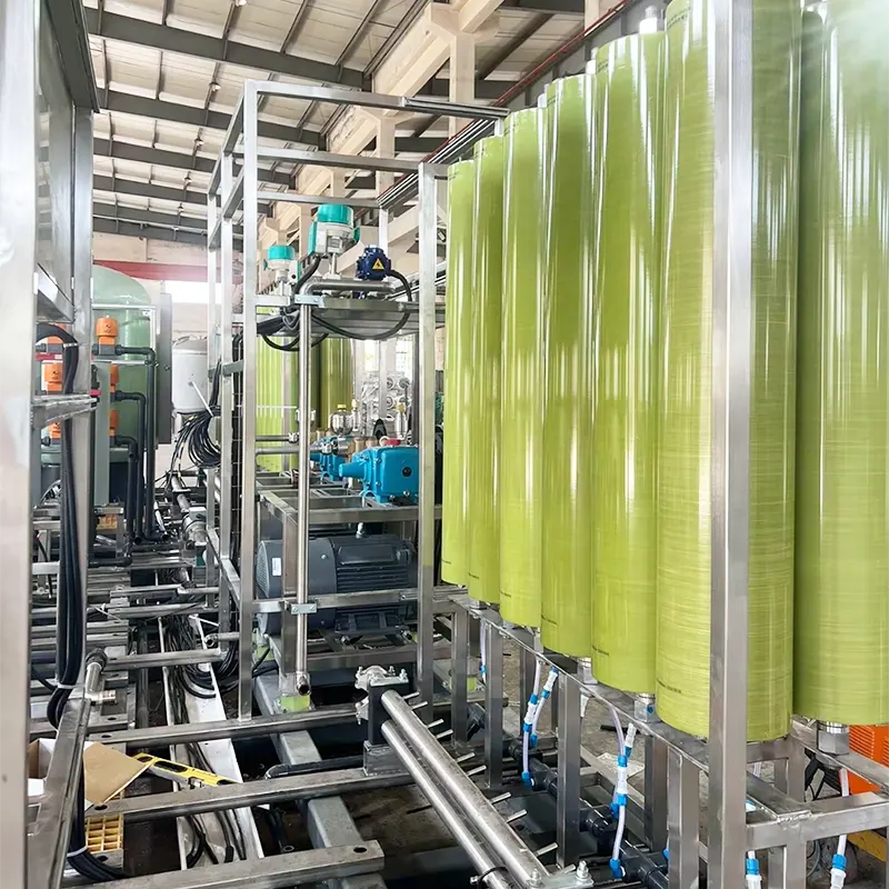 Pramoninė vandens gėlinimo įranga